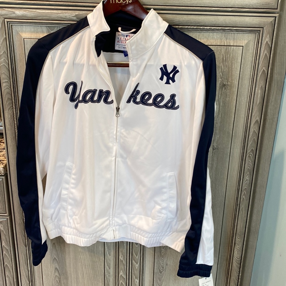 Yankees Zip Up Jacket- XL